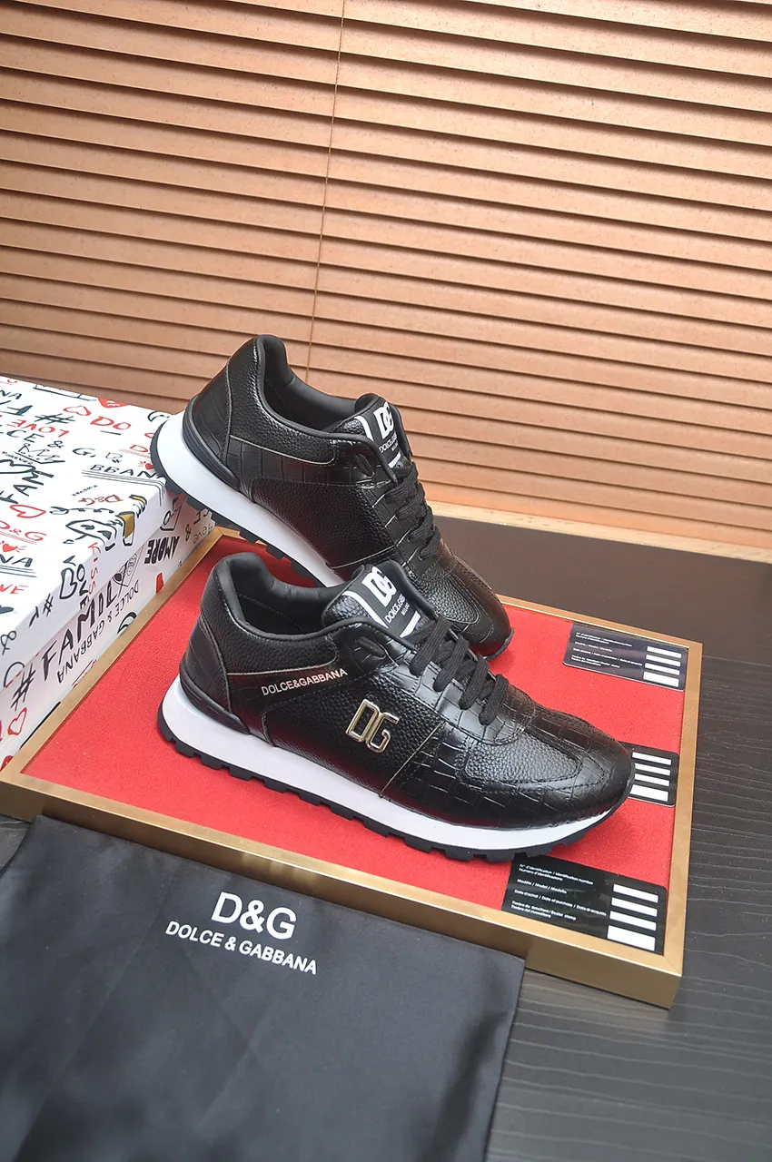 Men's shoes 💰440💶[D&G] High-end quality Product trademark: DG "Dolce & Gabbana*" low-top sneakers Product material: imported ^_^ cowhide upper, cotton silk lining, original outsole Regular size: 38-45 (customized in 45)